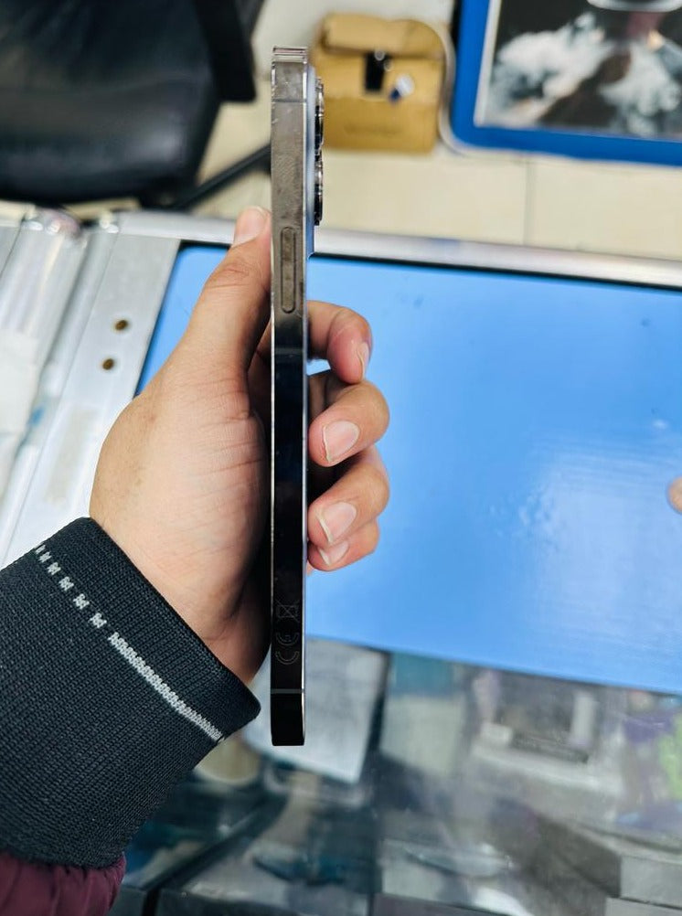 iphone 13 pro max (Used)